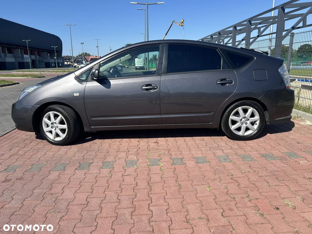 Toyota Prius 1.5 VVT-i Sol - 7