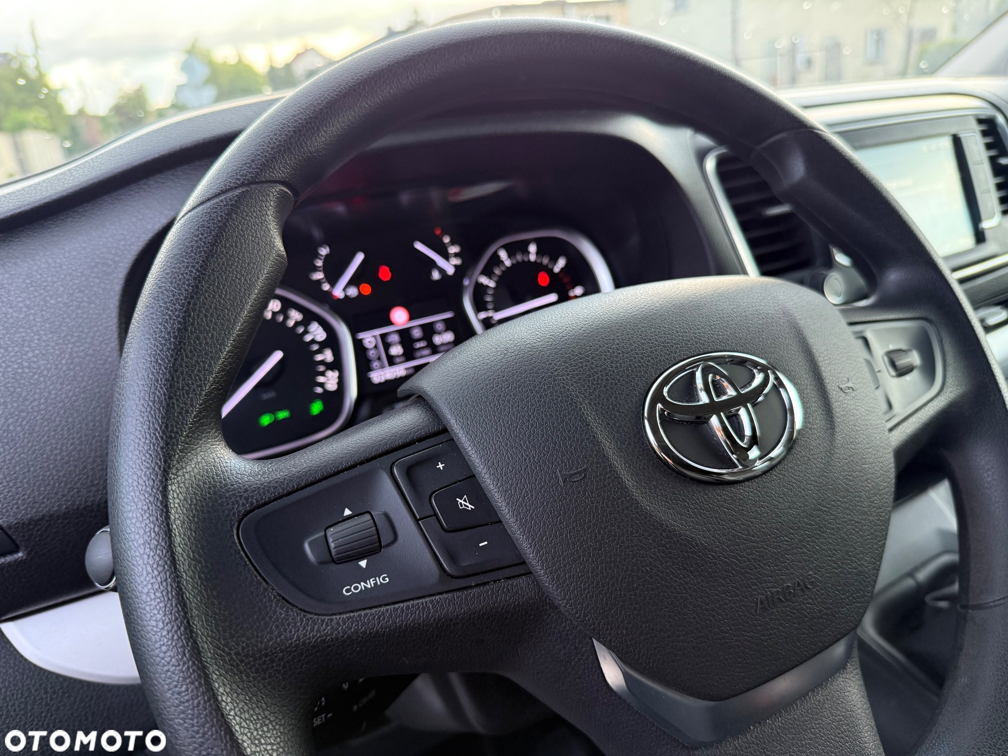 Toyota Proace Verso 1.5 D4-D Medium Business - 23