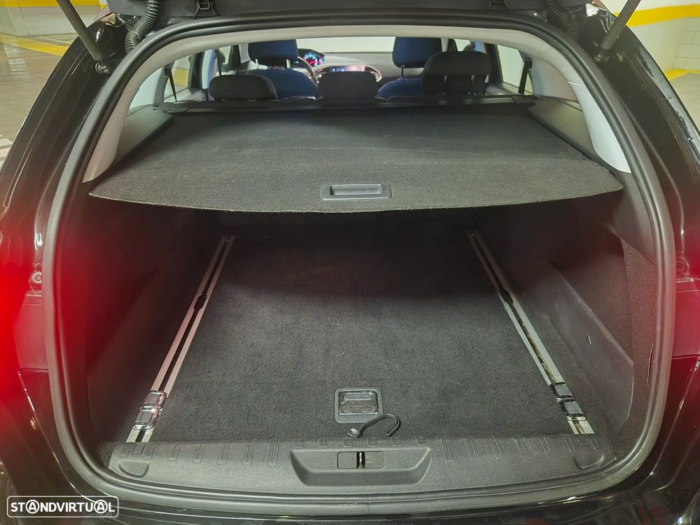 Peugeot 308 SW 1.6 BlueHDi Style - 31