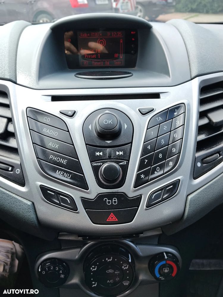 Ford Fiesta 1.6 TDCI Trend - 14