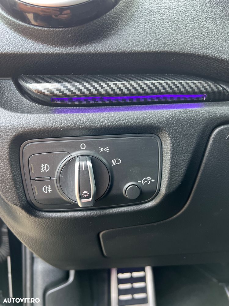 Audi A3 2.0 TDI Stronic Ambiente - 16