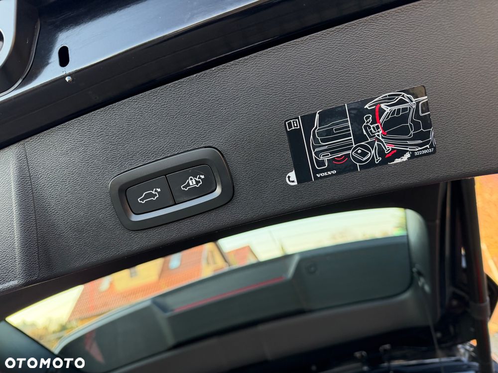 Volvo XC 40 D3 Momentum - 12