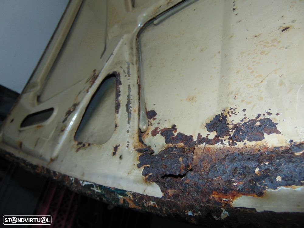 Renault 12 capot - 7