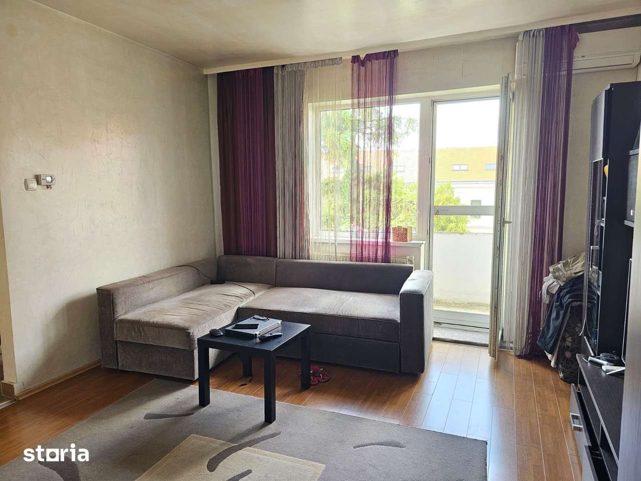 De închiriat apartament cu 2 camere, decomandat – Centrul orașului — fotografia 3