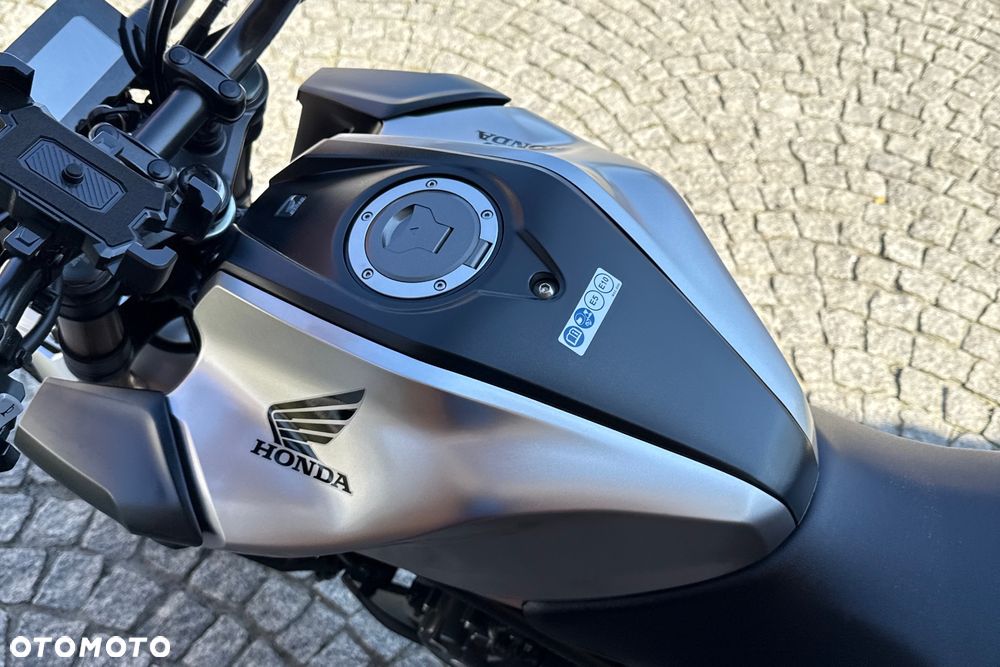 Honda CB - 14