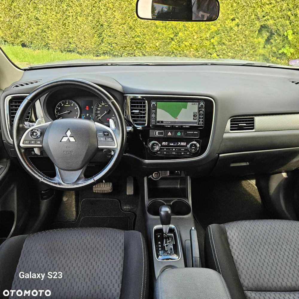 Mitsubishi Outlander 2.0 2WD CVT Diamant Edition - 20
