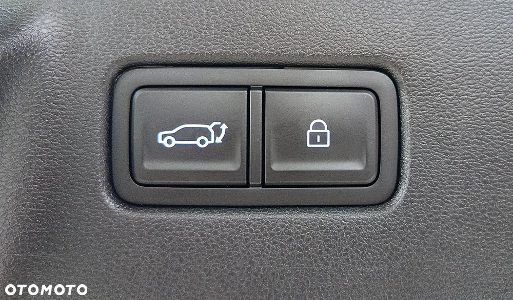 Hyundai Santa Fe 1.6 T-GDI HEV Platinum 4WD - 36