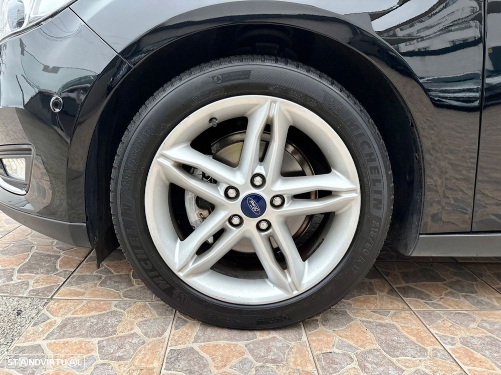 Ford Focus SW 1.5 TDCi EcoBlue Titanium - 45