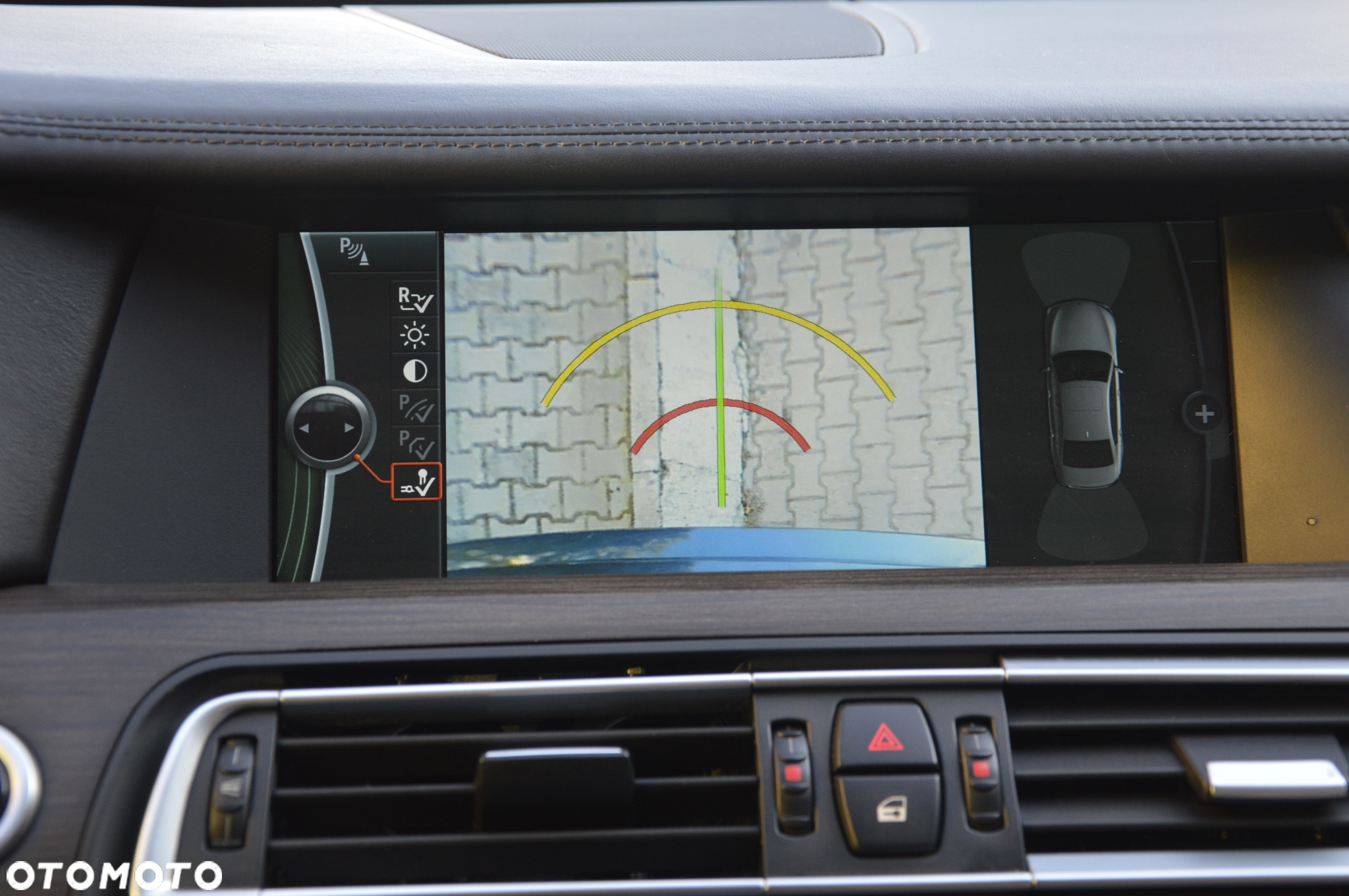BMW Seria 7 730d - 36