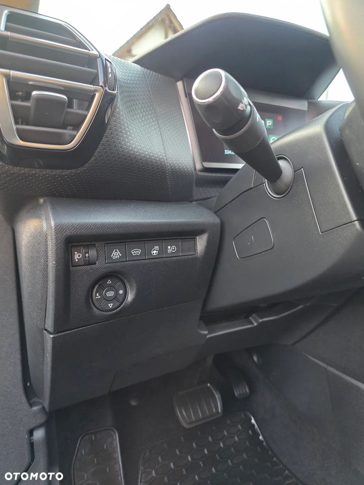 Citroën C4 EV136 50kWh Shine - 6