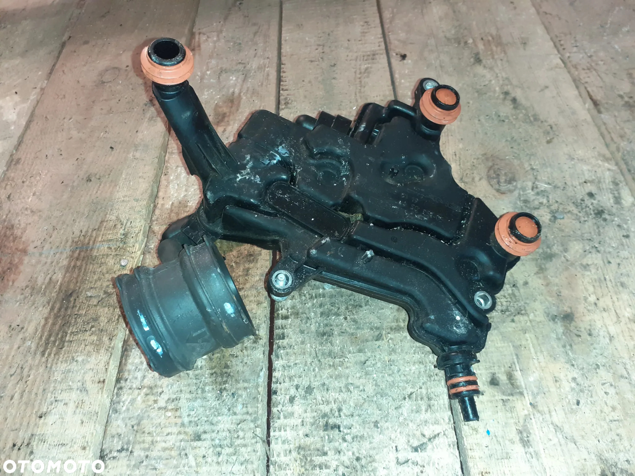 Mercedes 6.3 AMG Odma Separator Oleju - 2