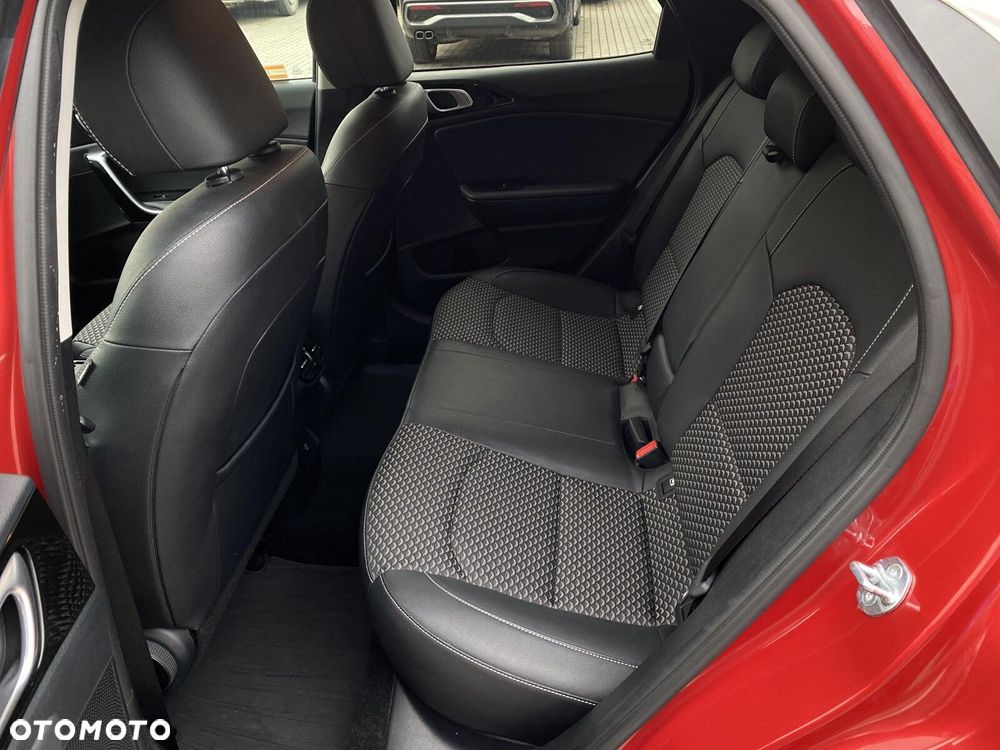 Kia XCeed 1.5 T-GDI M DCT - 26