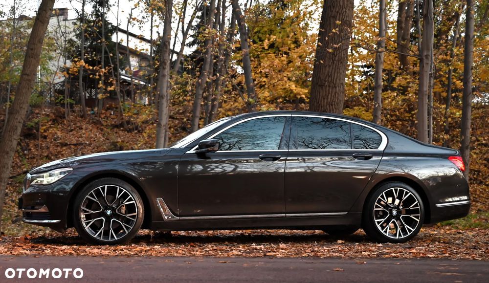 BMW Seria 7 730d xDrive - 11