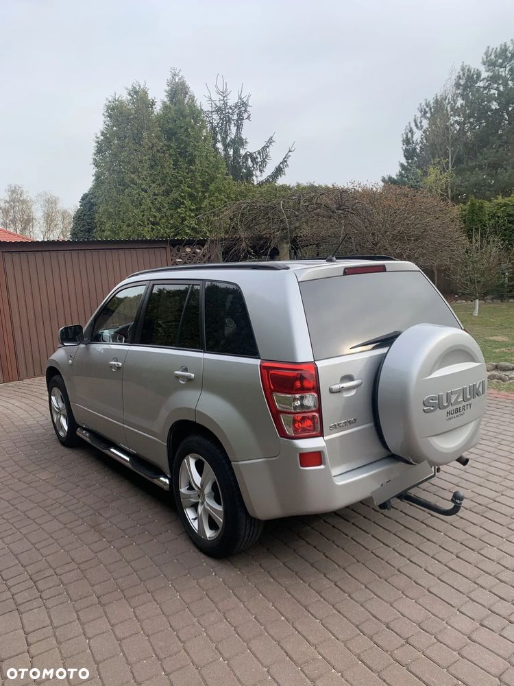 Suzuki Grand Vitara 1.9 DDiS Elegance EU5 - 3