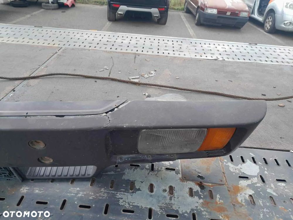Zderzak Mercedes 814 809 - 4