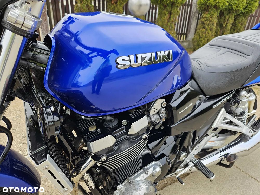 Suzuki GSX - 20