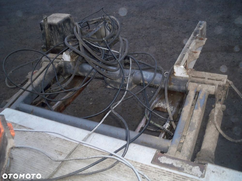 Winda załadowcza 12V - 4