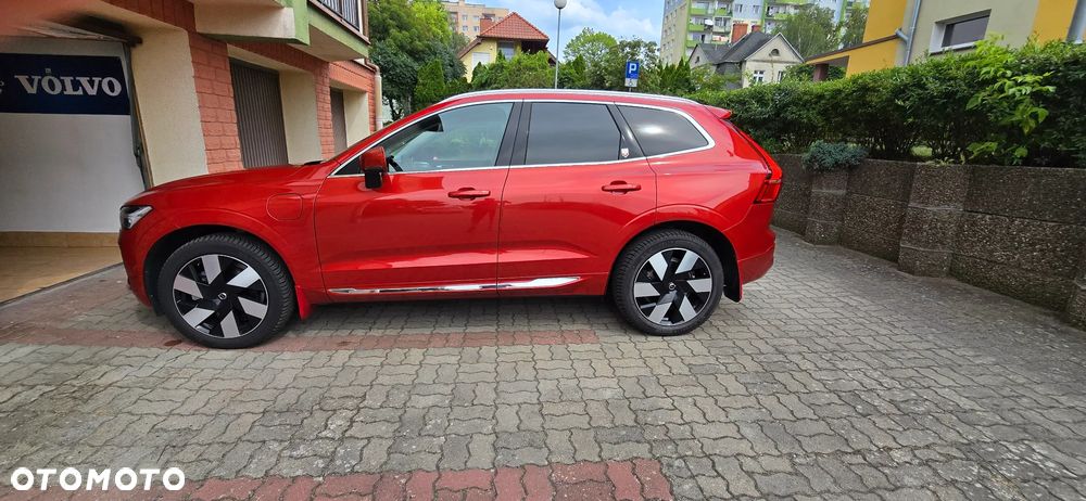 Volvo XC 60 T6 Plug-In Hybrid AWD Ultra Bright - 2
