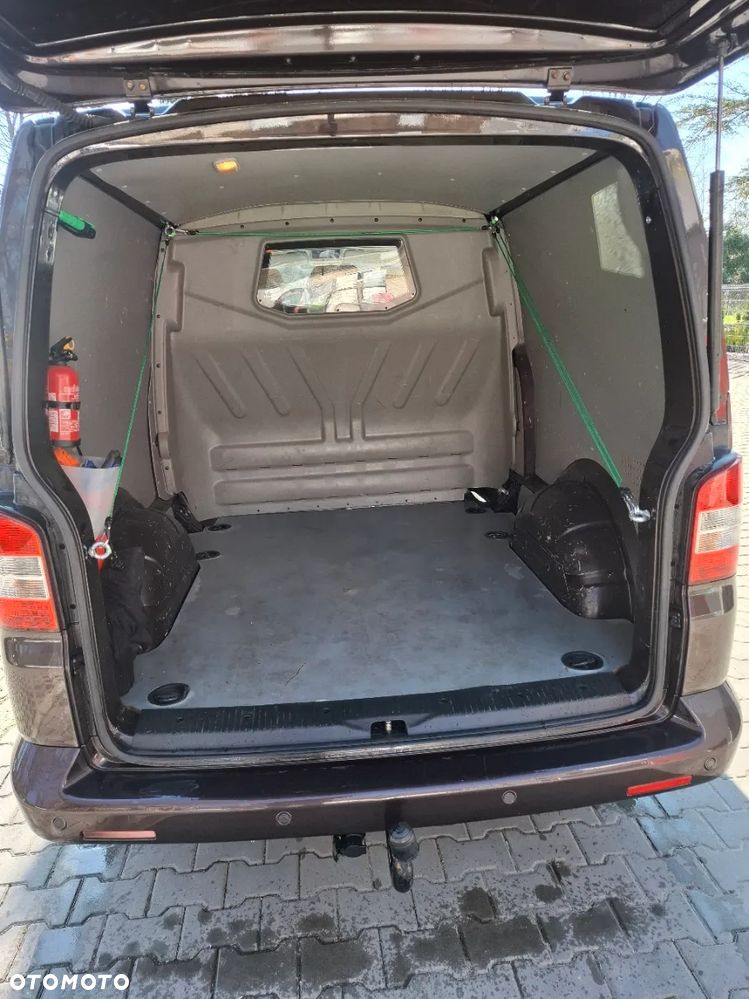 Volkswagen Transporter - 8