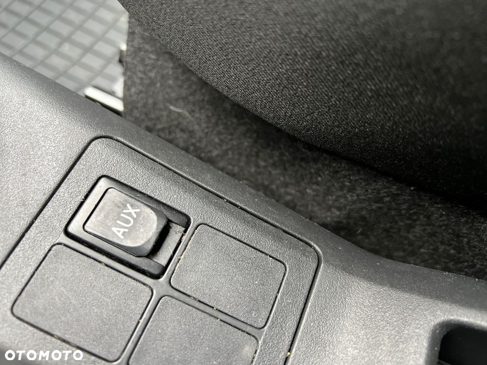 Toyota Yaris 1.0 Luna A/C - 14