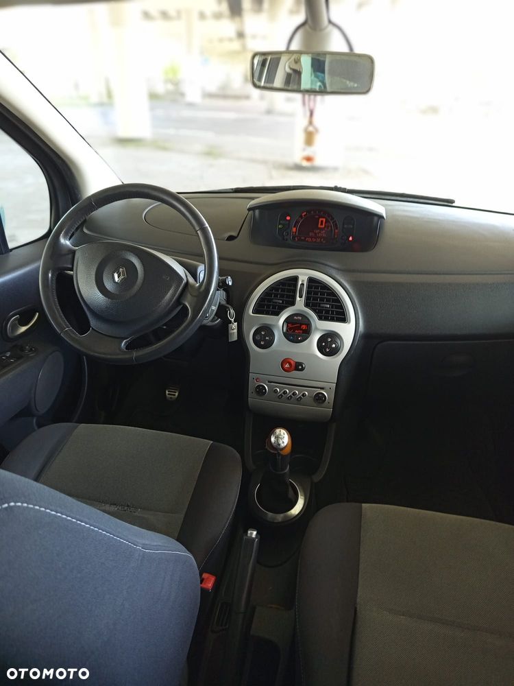 Renault Modus - 11