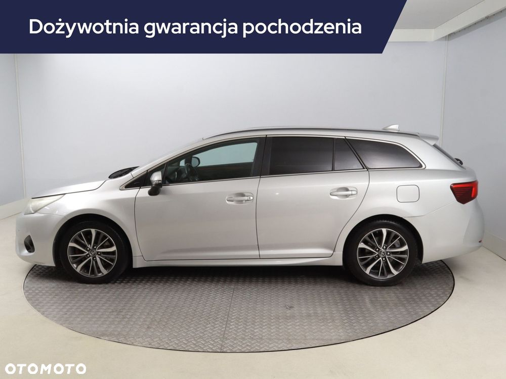 Toyota Avensis - 4