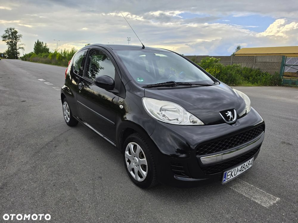 Peugeot 107 1.0 Happy - 2