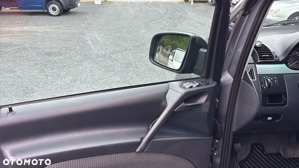 Mercedes-Benz Viano 3.0 CDI Ambiente (d³ugi) - 12