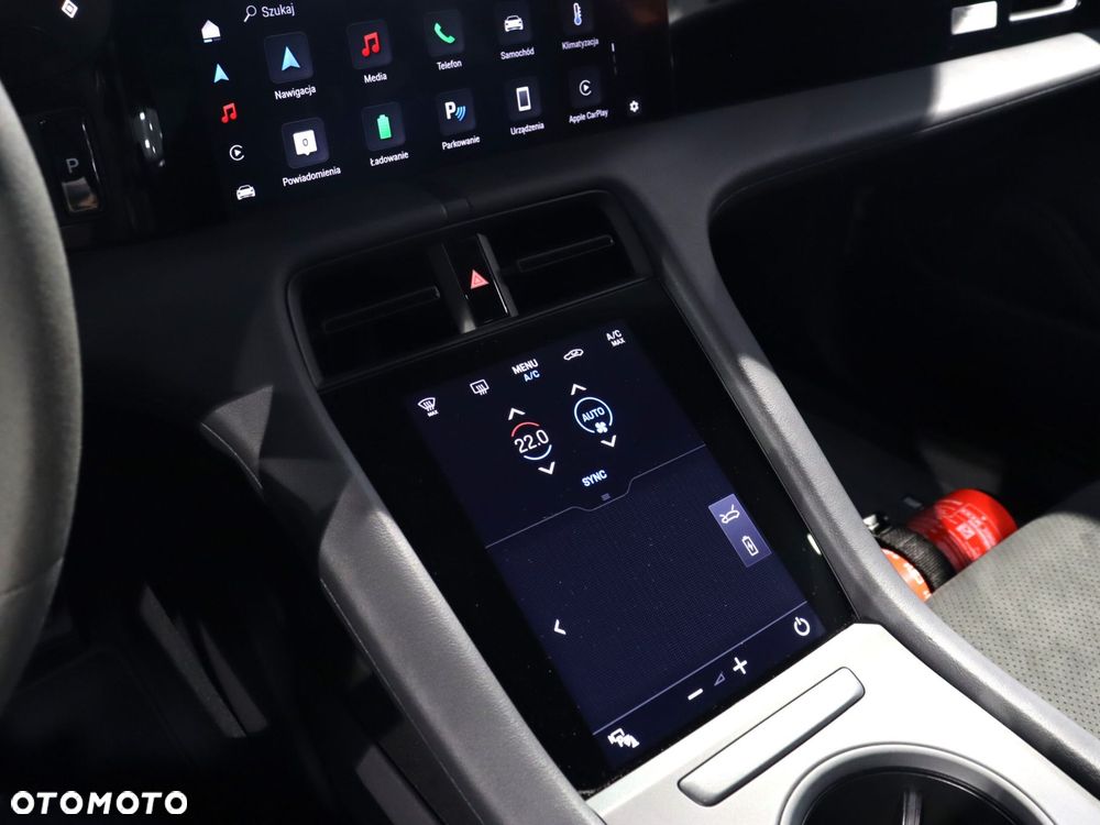 Porsche Taycan 105kWh Turbo GT Weissach - 24