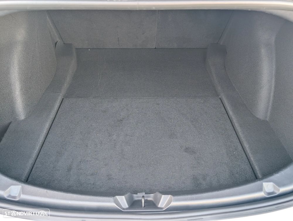 Tesla Model 3 Performance Dual Motor AWD - 11