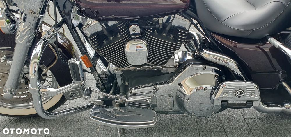 Harley-Davidson Touring Road King - 9