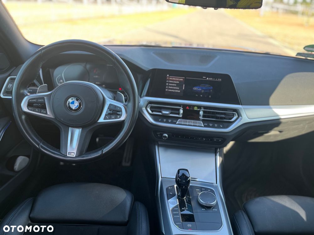 BMW Seria 3 320d xDrive mHEV M Sport sport - 22