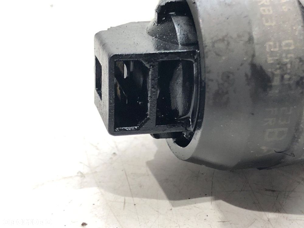 WTRYSKIWACZE KOMPLET  SKODA OCTAVIA II Combi (1Z5) 2004 - 2013 1.9 TDI 77 kW [105 KM] olej napędowy - 3