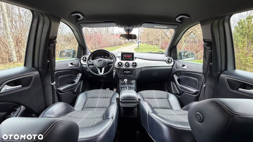 Mercedes-Benz Klasa B 180 (BlueEFFICIENCY) - 17