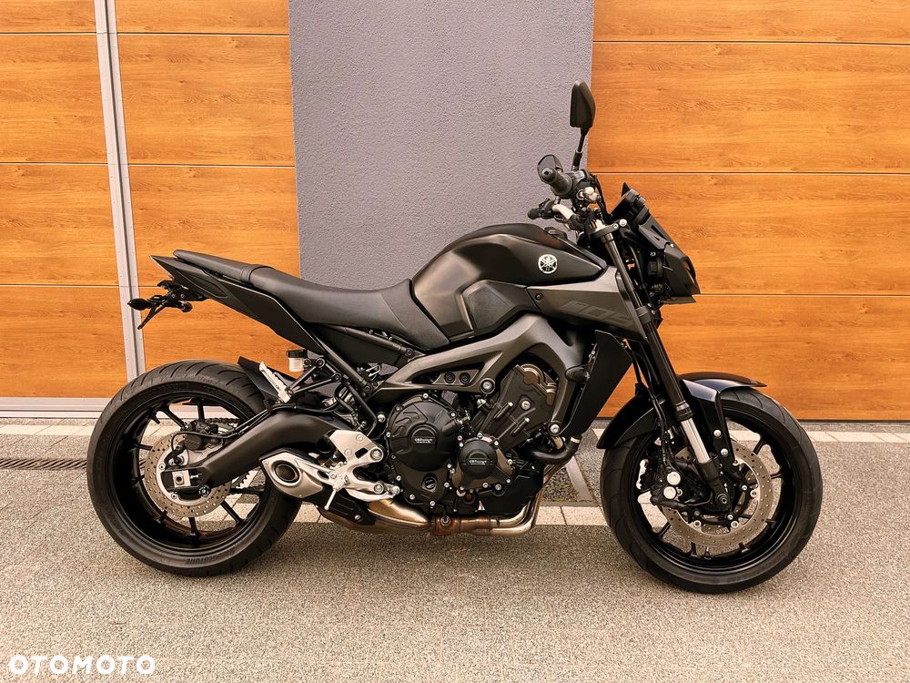 Yamaha MT - 2