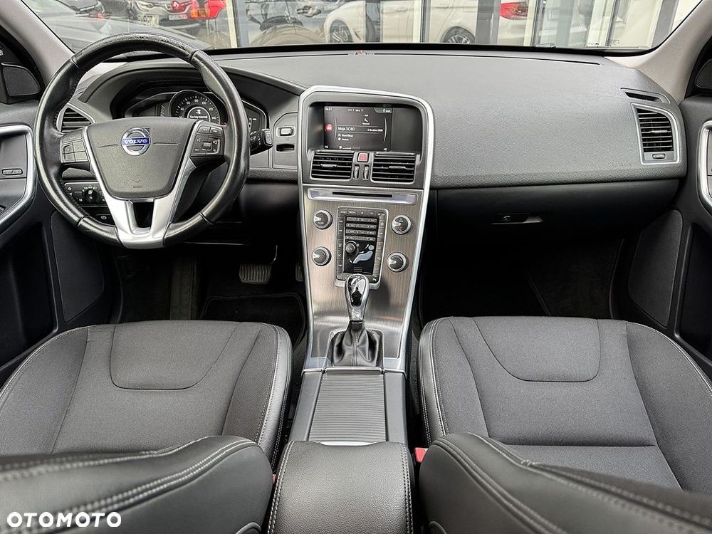 Volvo XC 60 T5 Drive-E Momentum - 7