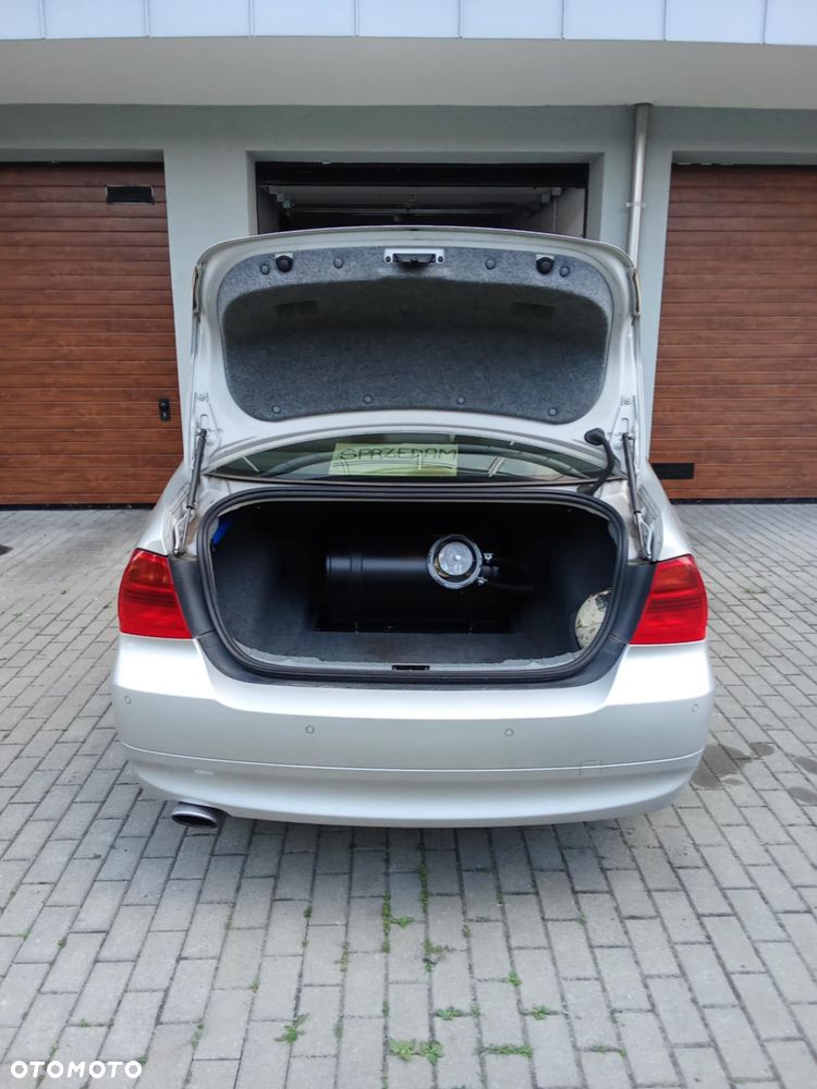 BMW Seria 3 - 14