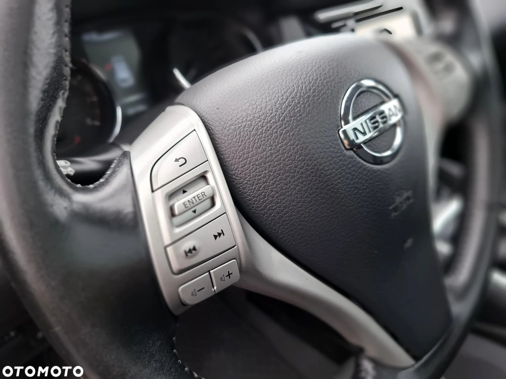 Nissan Qashqai 1.2 DIG-T N-Connecta EU6 - 16