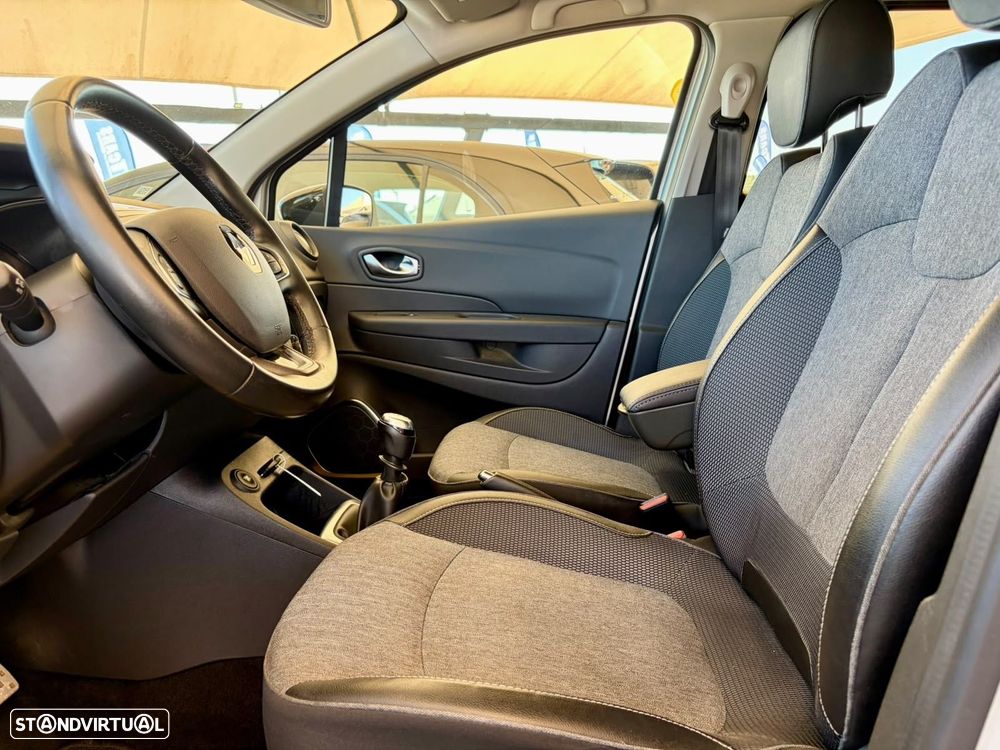 Renault Captur 1.2 TCe Exclusive - 11