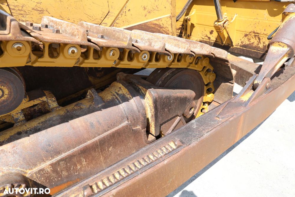 Caterpillar D6 T XL - 17