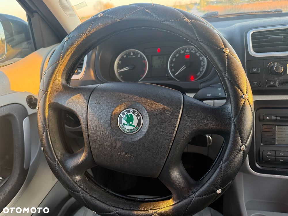 Skoda Fabia 1.4 16V Ambiente - 12
