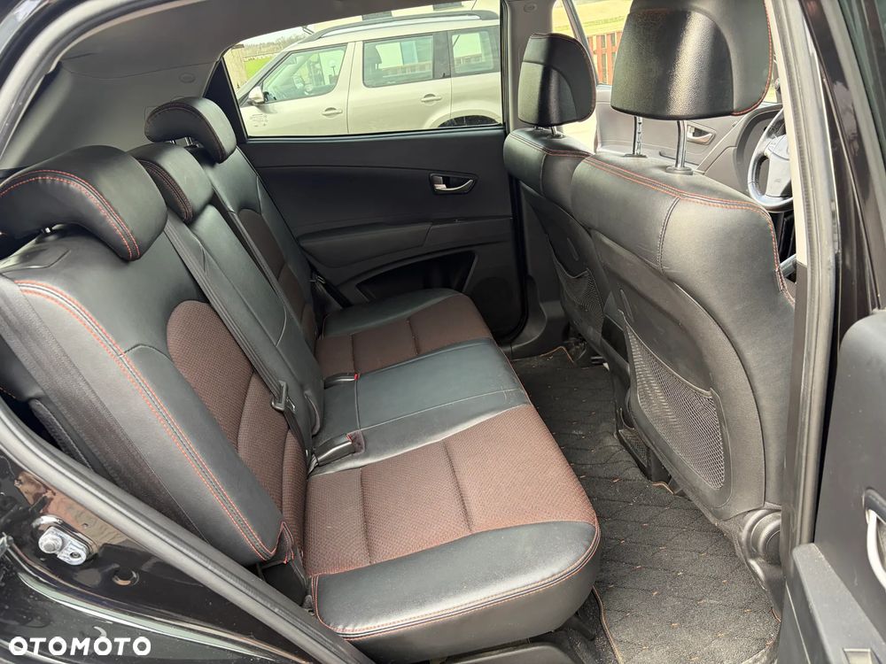 SsangYong/KGM Korando 2.0 E-XDi DPF 2WD Automatik Sapphire - 24