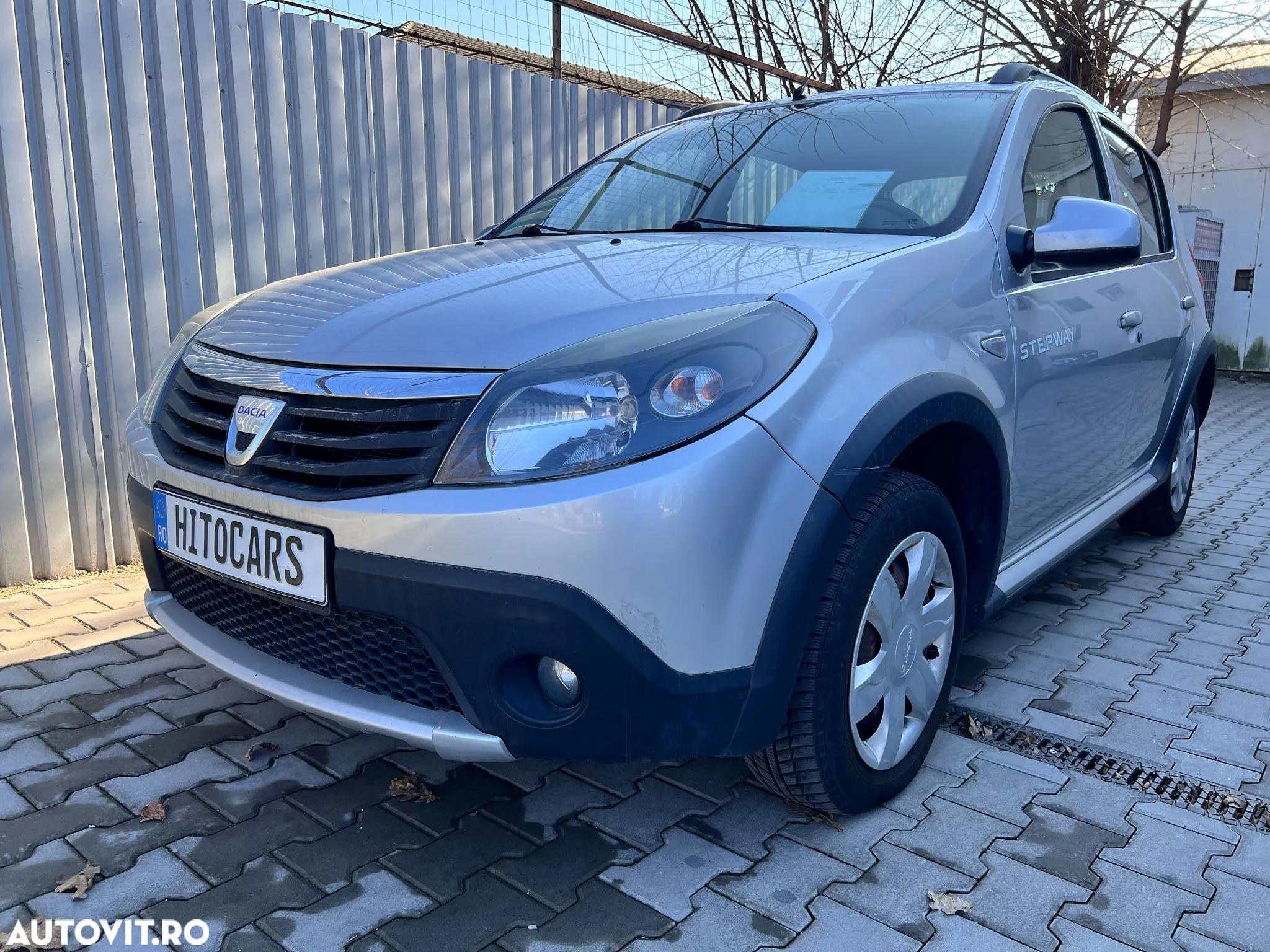 Dacia Sandero - 4