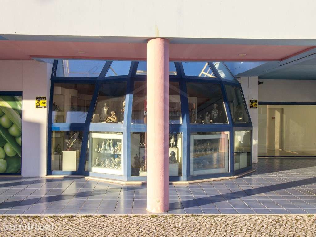 Loja junto à Marina de Albufeira, Algarve - Grande imagem: 2/17