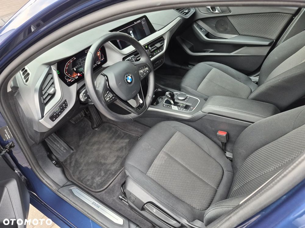 BMW Seria 1 118i Advantage - 9