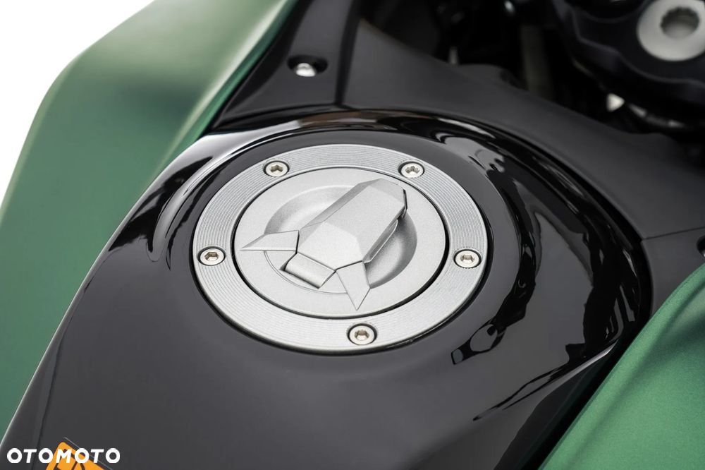 Benelli TRK 702 - 10