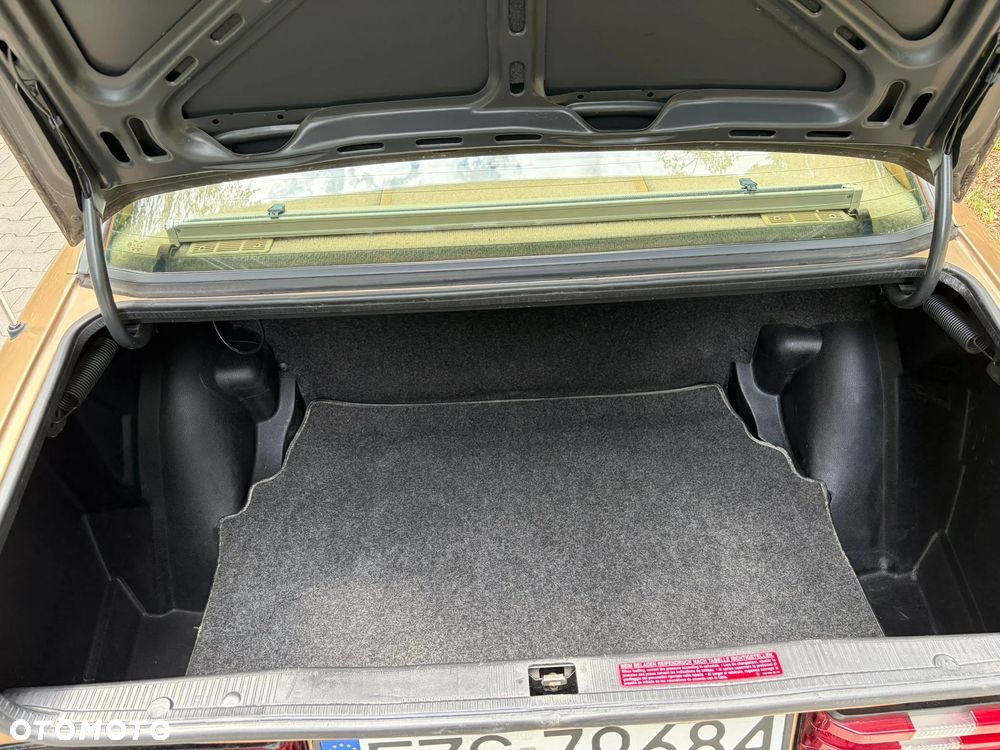 Mercedes-Benz W201 (190) - 26