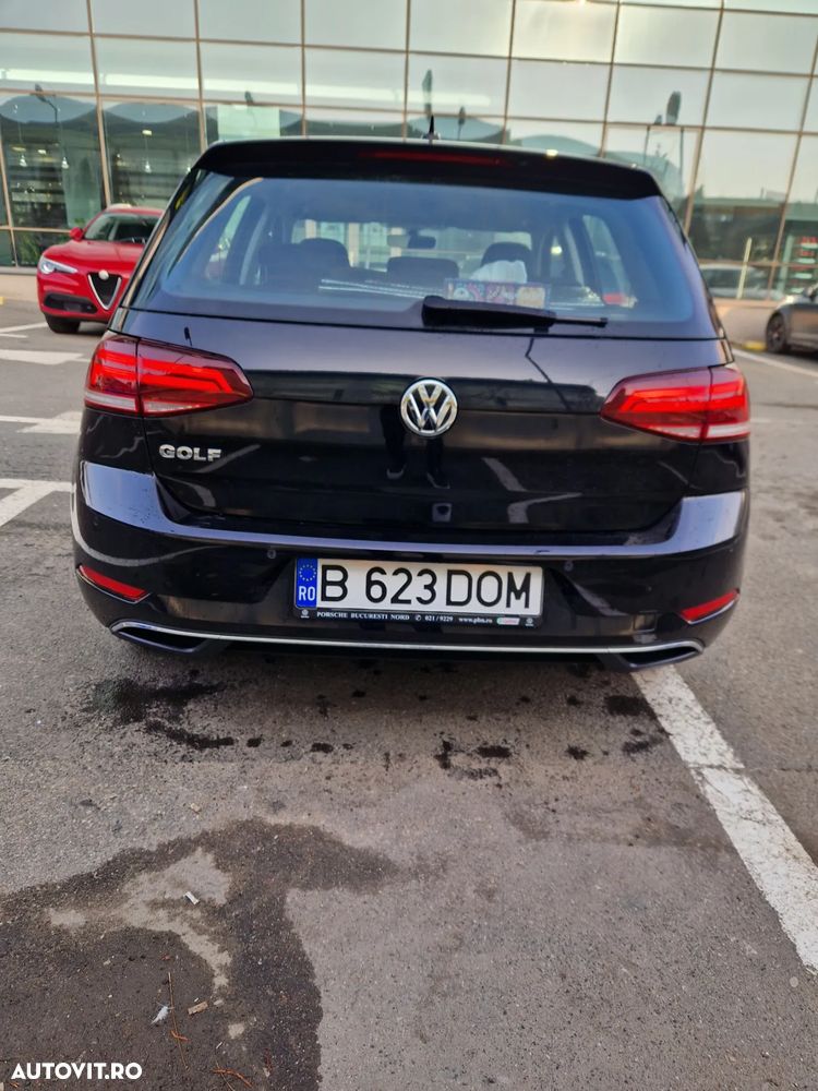 Volkswagen Golf - 2