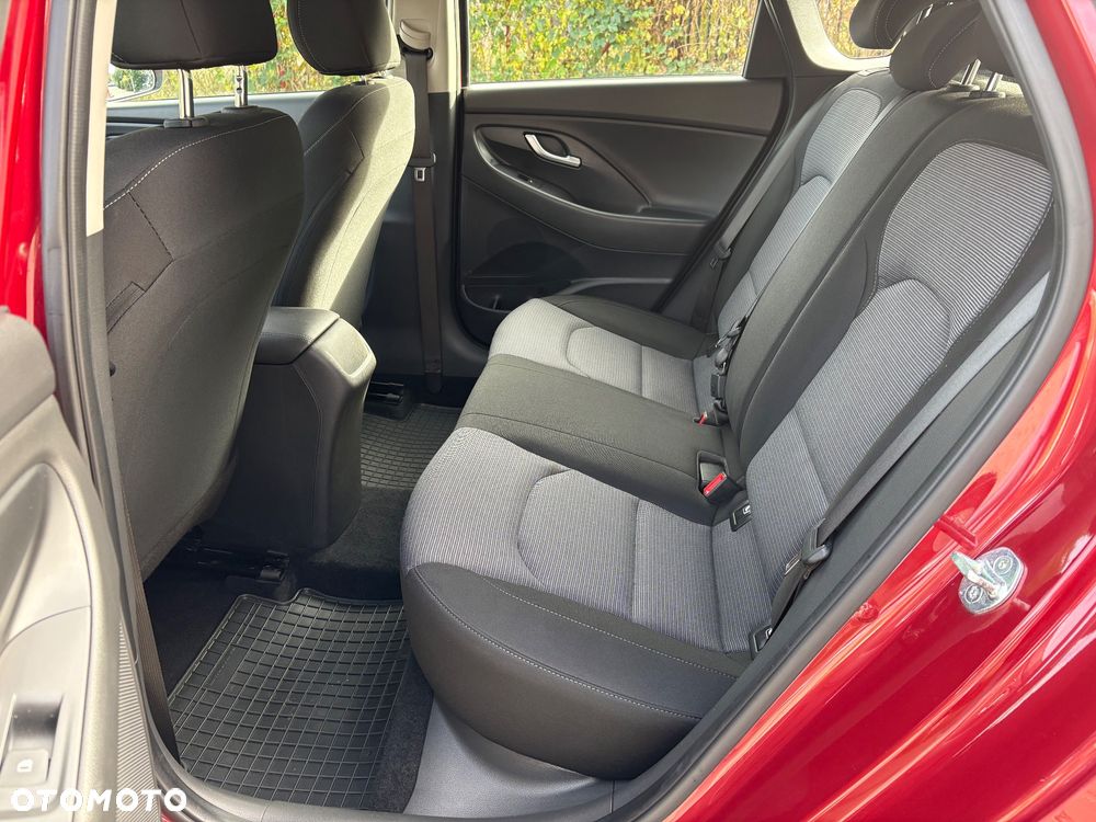 Hyundai i30 1.0 T-GDI Classic + DCT - 23