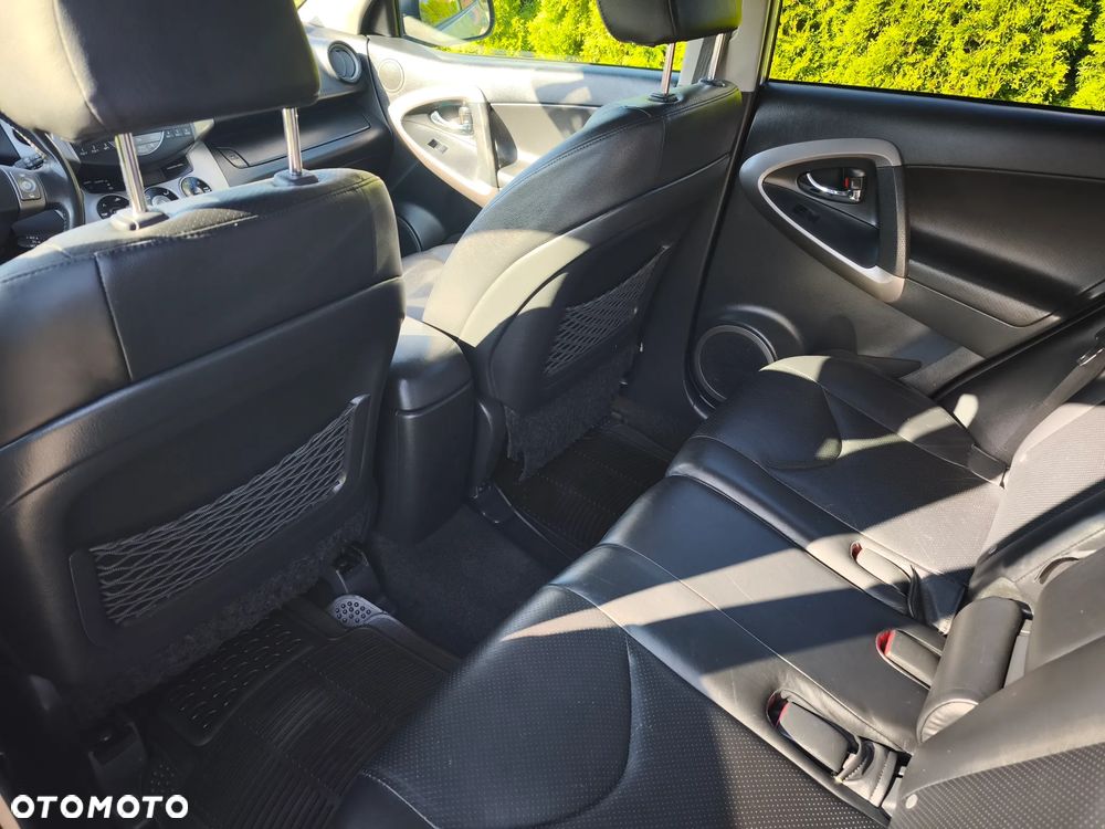 Toyota RAV4 2.2 D-CAT X Platinium NAVI - 10